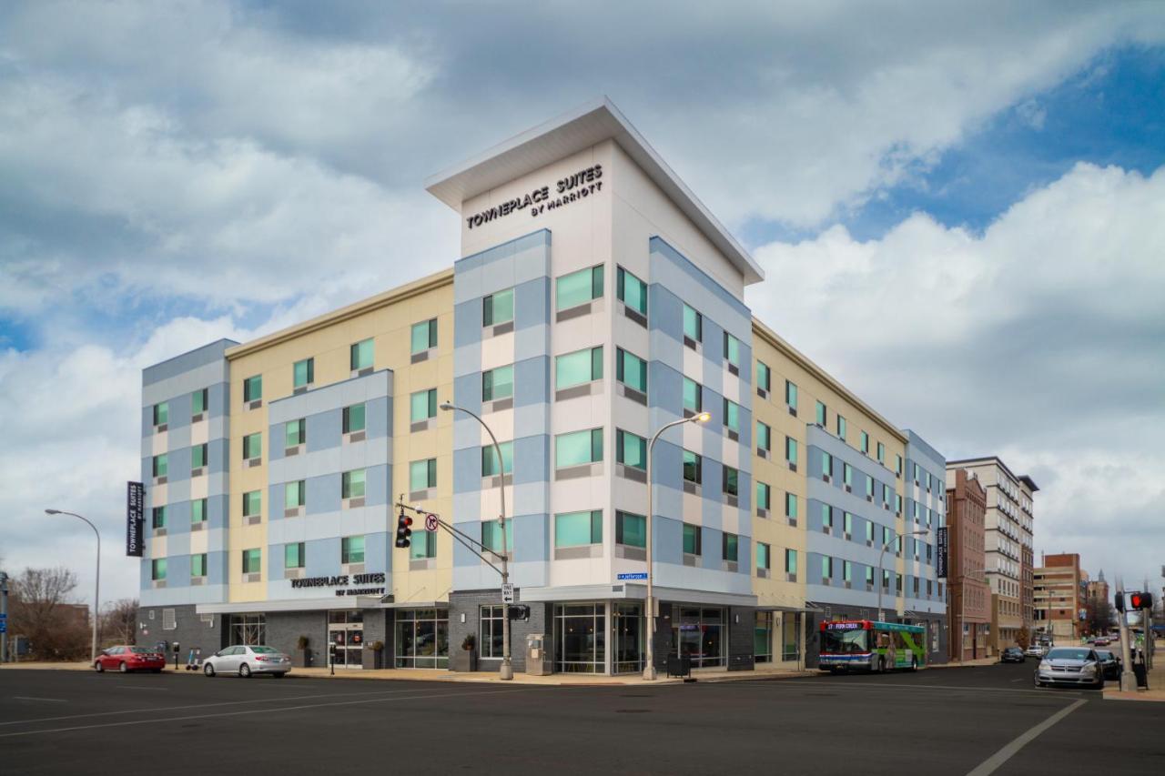 Towneplace Suites By Marriott Louisville Downtown Bagian luar foto