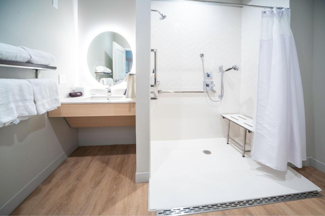 Towneplace Suites By Marriott Louisville Downtown Bagian luar foto