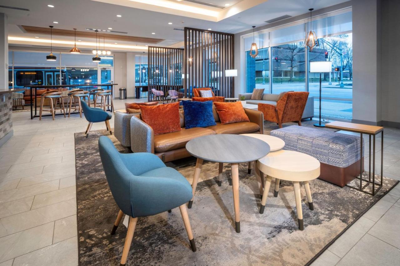 Towneplace Suites By Marriott Louisville Downtown Bagian luar foto