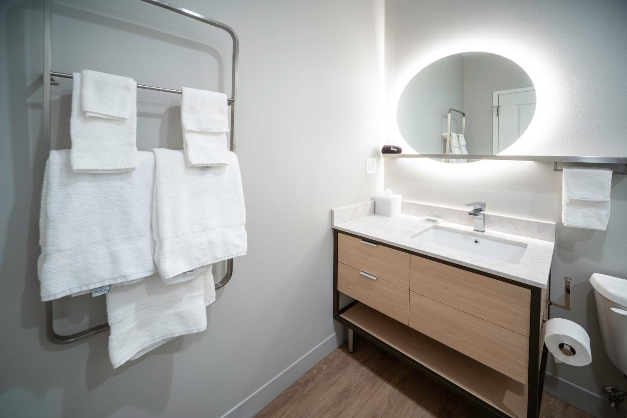 Towneplace Suites By Marriott Louisville Downtown Bagian luar foto
