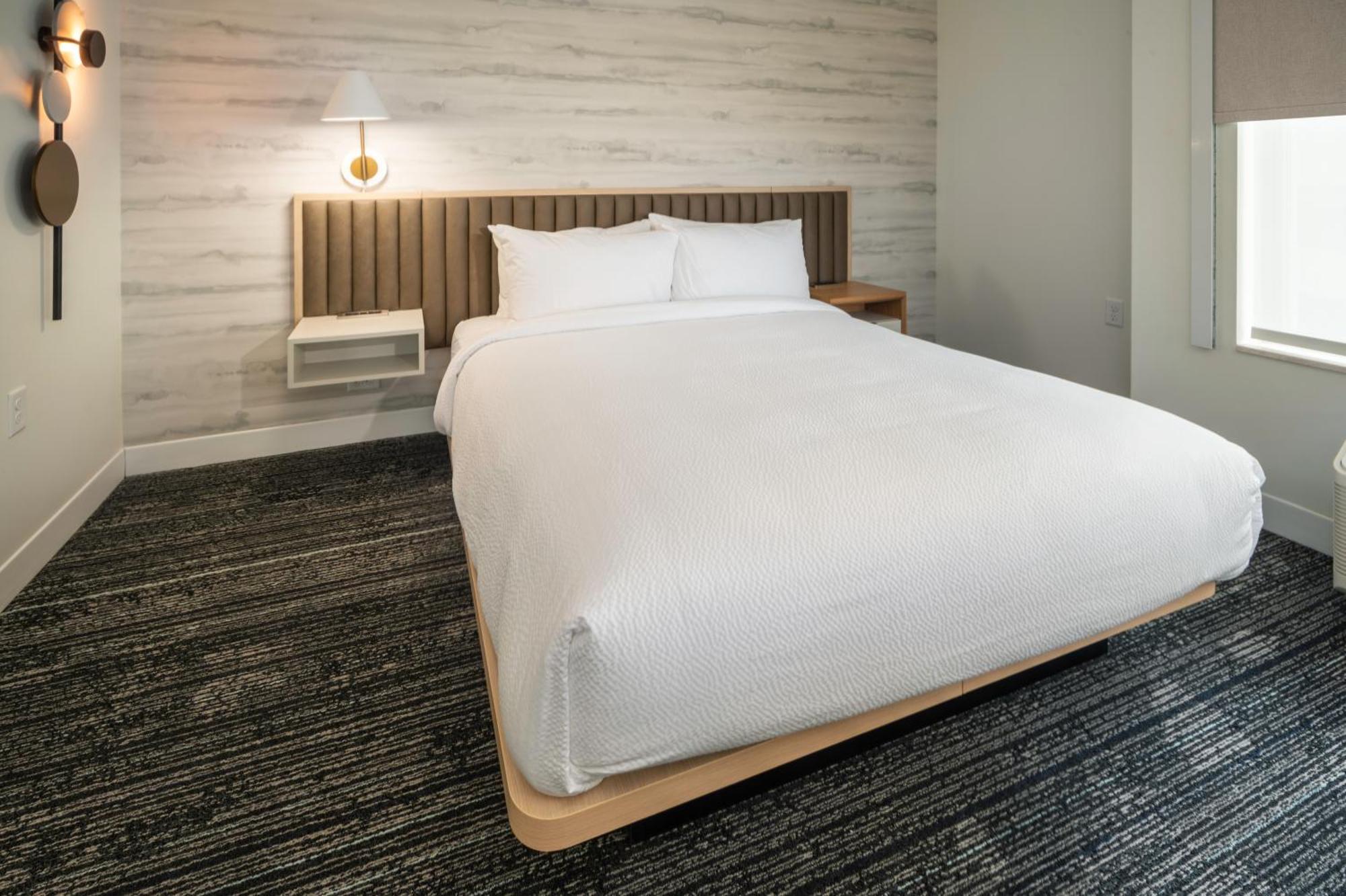 Towneplace Suites By Marriott Louisville Downtown Bagian luar foto