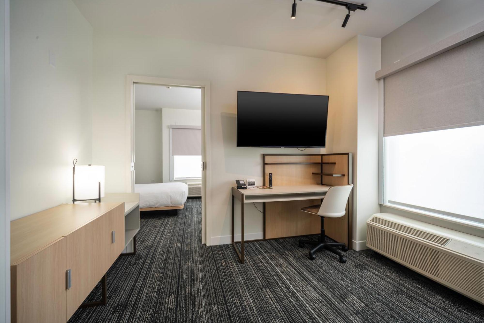 Towneplace Suites By Marriott Louisville Downtown Bagian luar foto